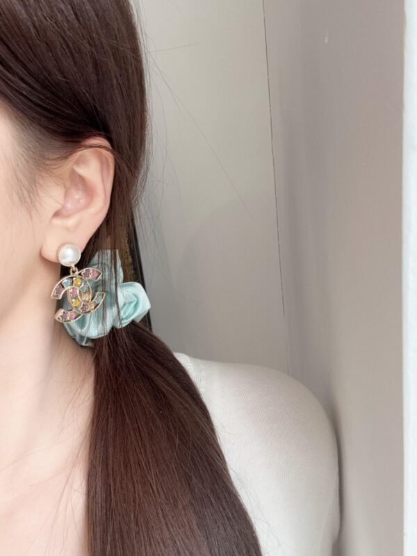 Colored Diamond five-pointed star CC pearl Earrings . JW01 - Image 7