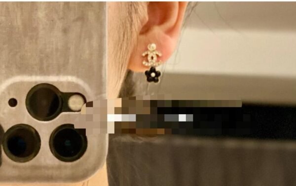Pink flower Earrings with golden CC logo pearl and diamonds.JW01 - Image 9
