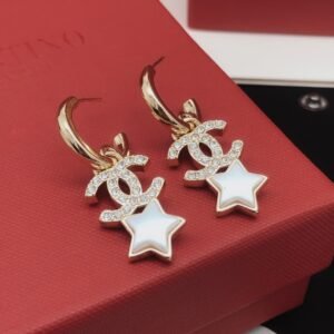 Latest Star Ear hook golden with Diamonds Earrings .JW01