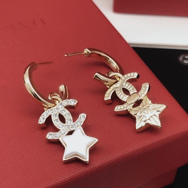 Latest Star Ear hook golden with Diamonds Earrings .JW01 - Image 3