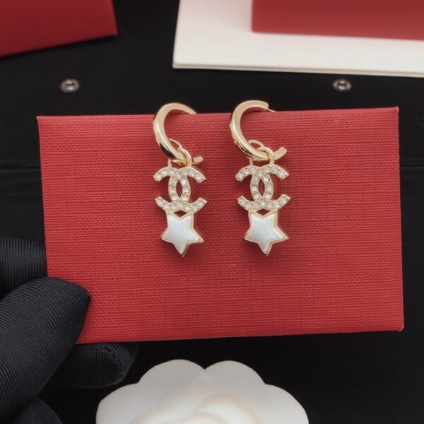 Latest Star Ear hook golden with Diamonds Earrings .JW01 - Image 8