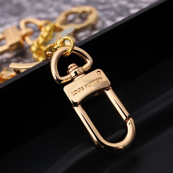 M01413  Monogram gold Metal Bag Charm Chain .JW01 - Image 4
