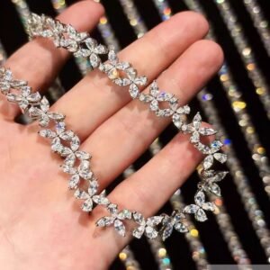 Horse Eye Diamonds on silver Necklace 40 cm .JW01