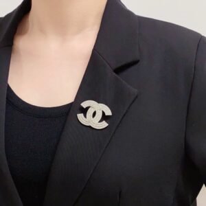 Latest Silver Full-diamond CC Brooch .JW01