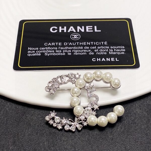 Silver Brooch with pearl and diamond CC .JW01 - Image 3