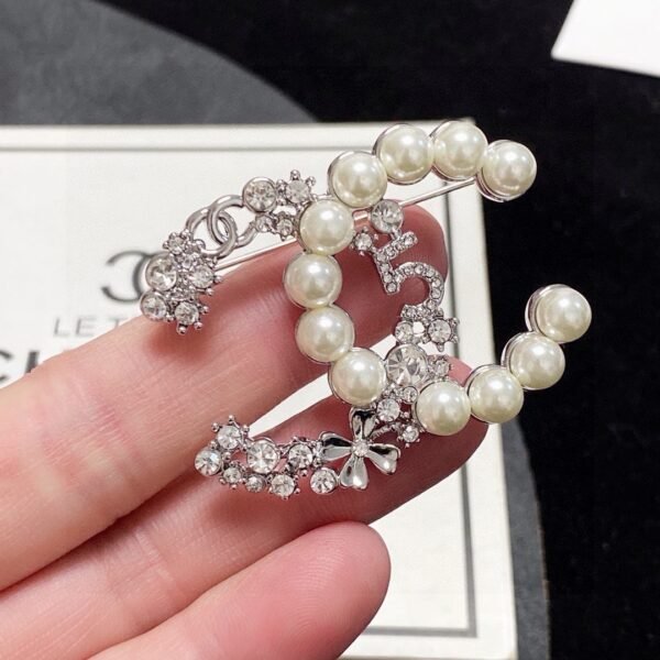 Silver Brooch with pearl and diamond CC .JW01 - Image 8