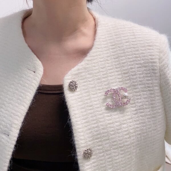 Pink diamond and freshwater pearl Brooch .JW01 - Image 7