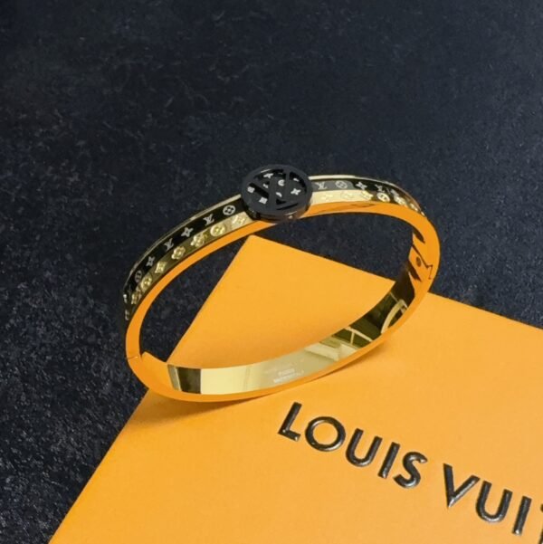 Dual color brand logo engraved Gold / Silver Bracelet .JW01 - Image 6
