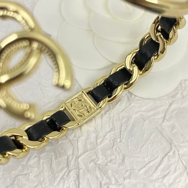 Golden bracelet with Leather CC logo and Heart .JW01 - Image 5