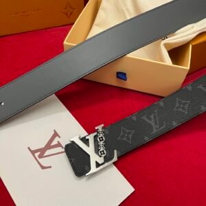 40mm Silver buckle Custom-made canvas fabric other side is imported original calfskin Belt.