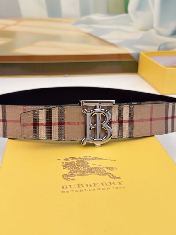4cm Double sided first-layer cowhide printed stripes and plain pattern on the other side silver buckle Belt . - Image 3