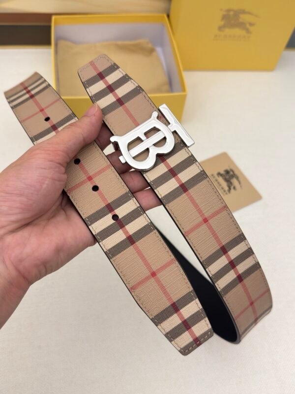 4cm Double sided first-layer cowhide printed stripes and plain pattern on the other side silver buckle Belt . - Image 4
