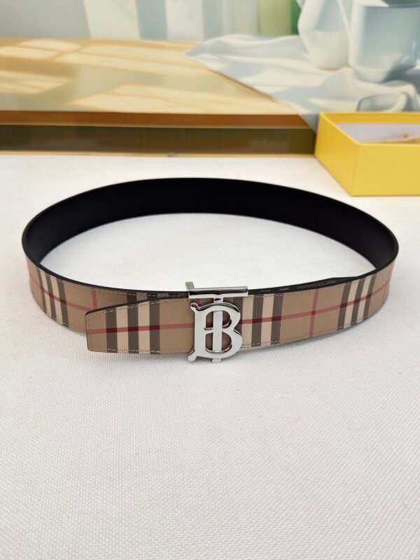 4cm Double sided first-layer cowhide printed stripes and plain pattern on the other side silver buckle Belt . - Image 8