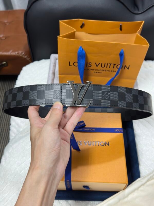 4cm Double-sided silk-screen checkerboard Silver buckle belt. - Image 6