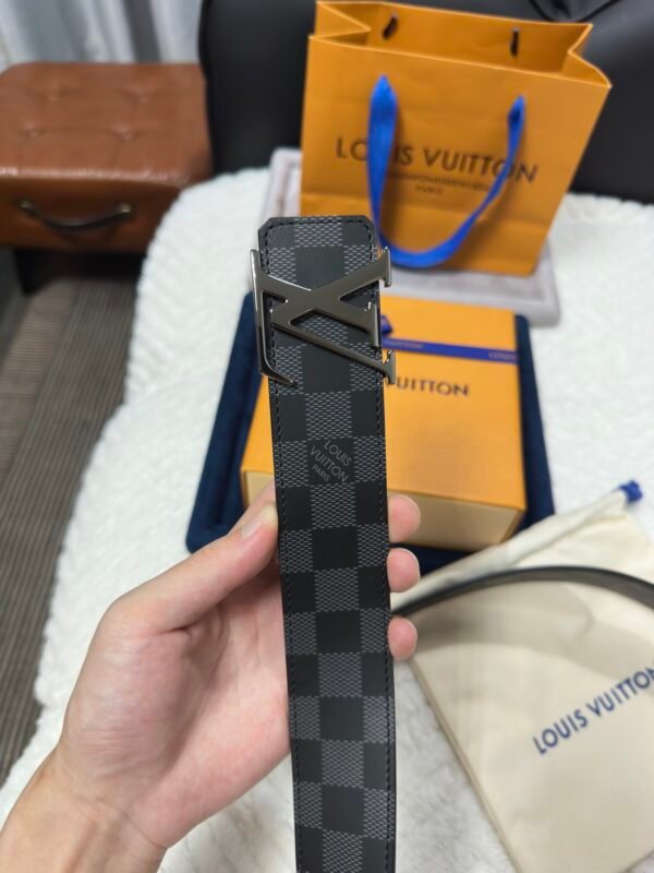 4cm Double-sided silk-screen checkerboard Silver buckle belt. - Image 3