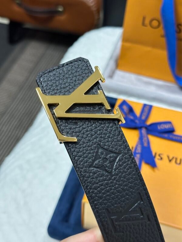 4cm Double-sided leather embossed with Initials and Monogram Flowers Golden Buckle. - Image 2