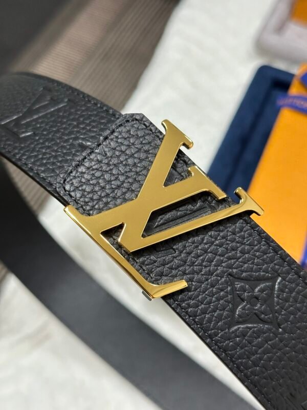 4cm Double-sided leather embossed with Initials and Monogram Flowers Golden Buckle. - Image 5