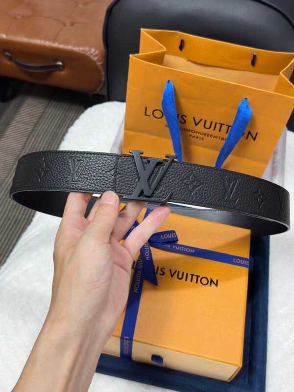 4cm Double-sided leather embossed with Initials and Monogram Flowers black Buckle. - Image 4