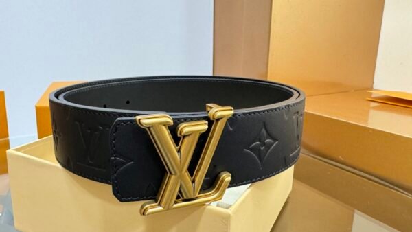 High quality cowhide embossed with golden buckle black belt 4cm. - Image 7