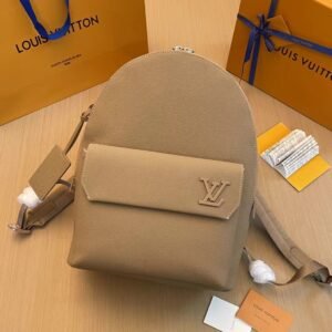 Soft calfskin decorated with matte metal logo Backpack.BW01