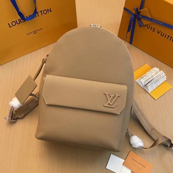 Soft calfskin decorated with matte metal logo Backpack.BW01