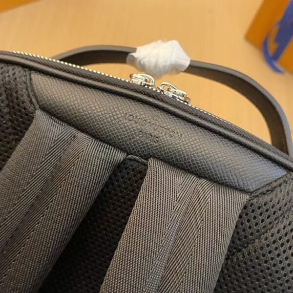Avenue backpack made of Damier Infini leather. BW01 - Image 8