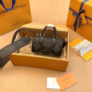 Nano speedy handbag grained cowhide detachable shoulder strap. BW01