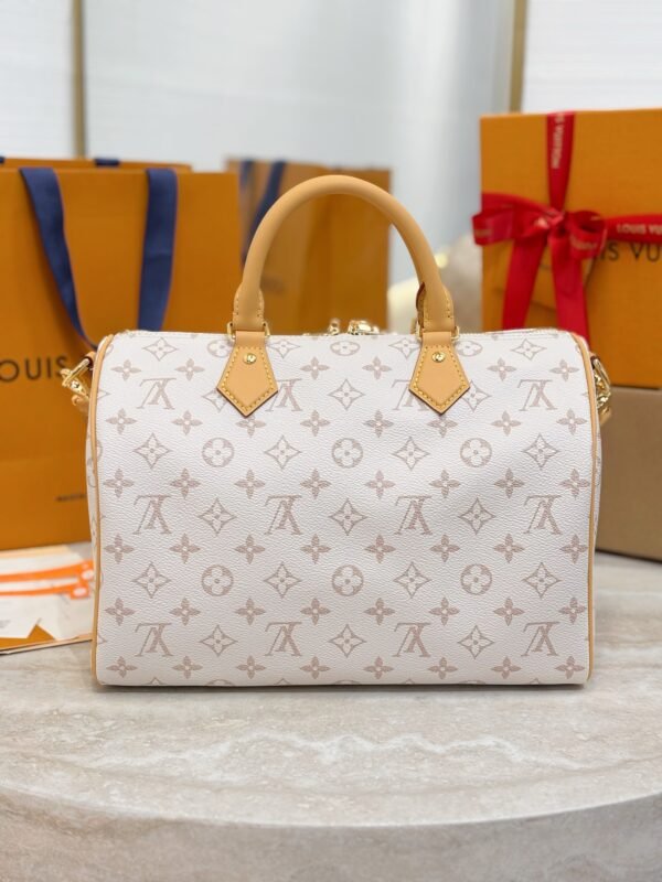 Speedy Soft 30 Lucky Handbag 100% leather trims with Gold-toned hardware - Image 2