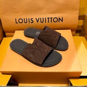 Open mould Portofino beach slippers made of imported soft grain cowhide print .
