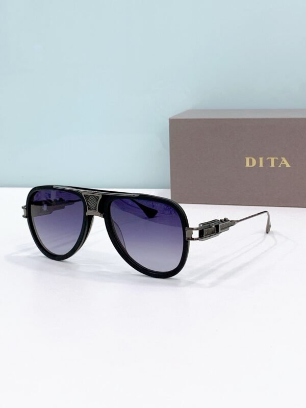 Grand decade Titanium body 100% UVA AND UVB LENS WITH ANTI-REFLECTIVE COATING.
