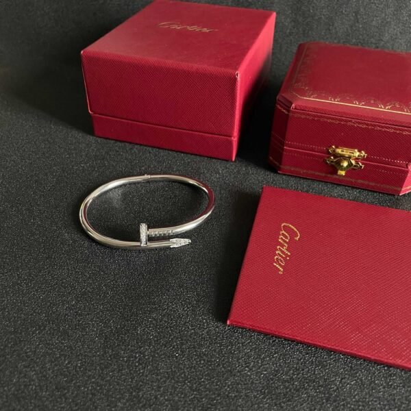 High-quality thick and hot micro-inlaid Diamond nail 18k white gold Bracelet. - Image 7