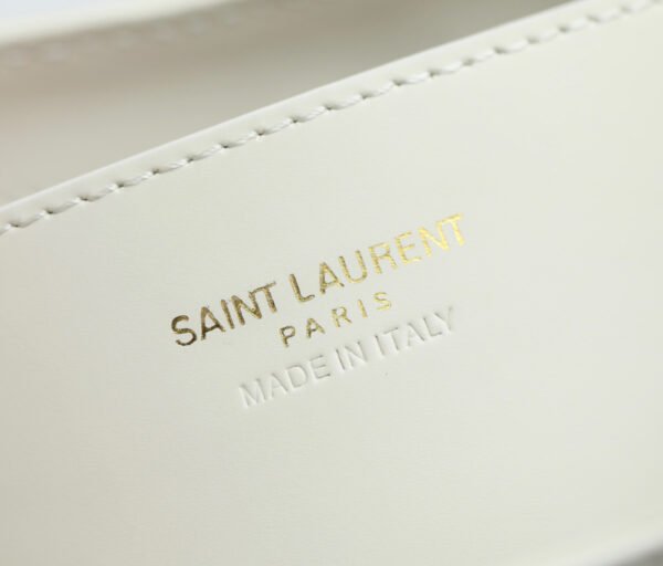 LE 5 À 7 MINI Suede lining with Light antique bronze brass hardware. - Image 9