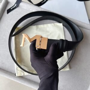 M shaped Rose-gold buckle Double-sided grained calfskin 100% leather Luxurious Belt.