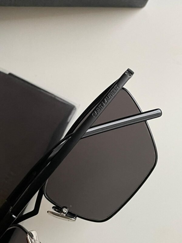 SL637 cat-eye Black sunglasses with grey tinted lenses. - Image 2