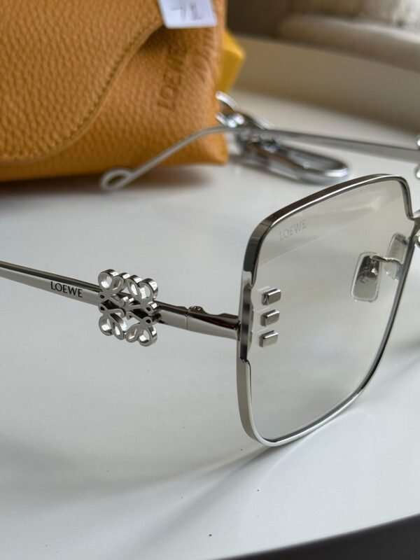 High-quality metal rimmed Silver frame, simple yet sophisticated rectangular glasses for women. - Image 2