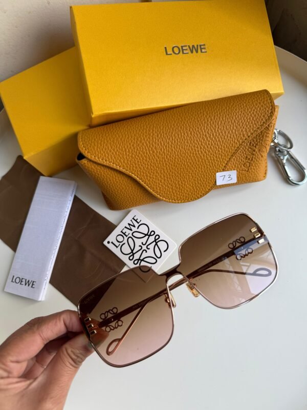 High-quality metal rimmed rose gold frame, Brown sophisticated rectangular sunglasses for women. - Image 5