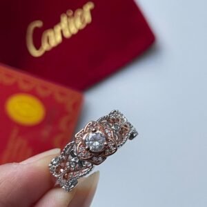 Alternative view of Flower shaped Engagement Ring, Rose gold and 925 silver with Lab grown Diamonds.