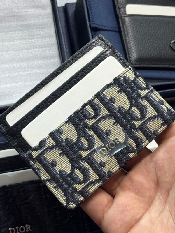Oblique Jacquard (6 Slot) Card Holder Beige Black grained calfskin.