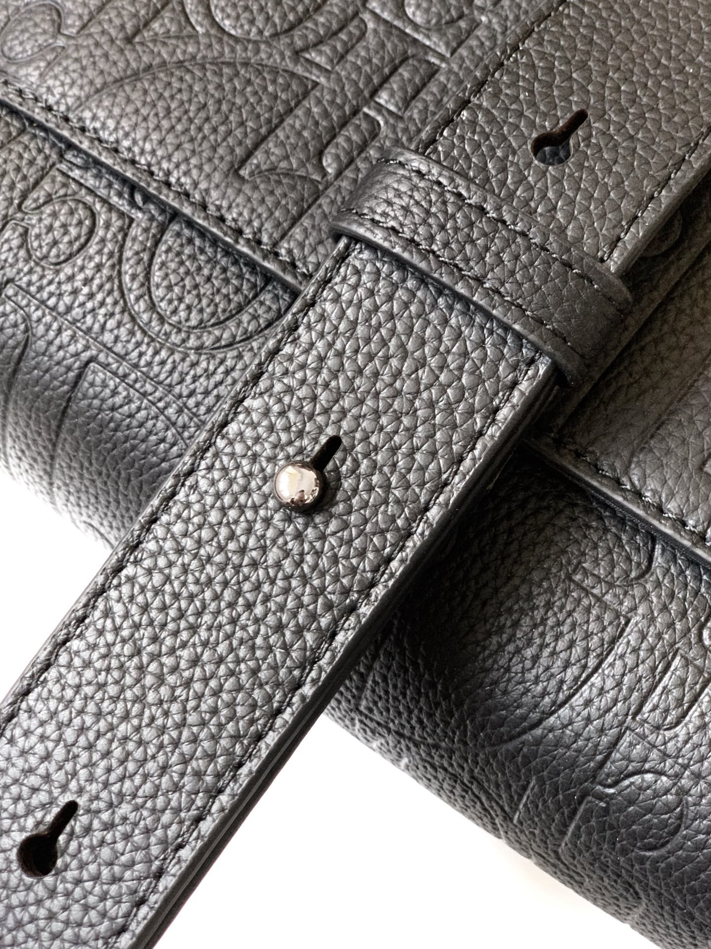 Saddle flap messenger bag made with embossed printed Black grained cowhide and saddle flap. - Image 5