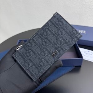 Zipper card holder made of black Oblique printed fabrics and cowhide, 4 card slots.