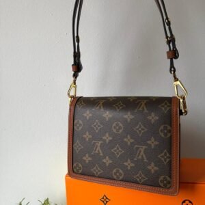 Alternative view of High quality leather Dauphine MM Classic brown Monogram canvas shoulder bag.