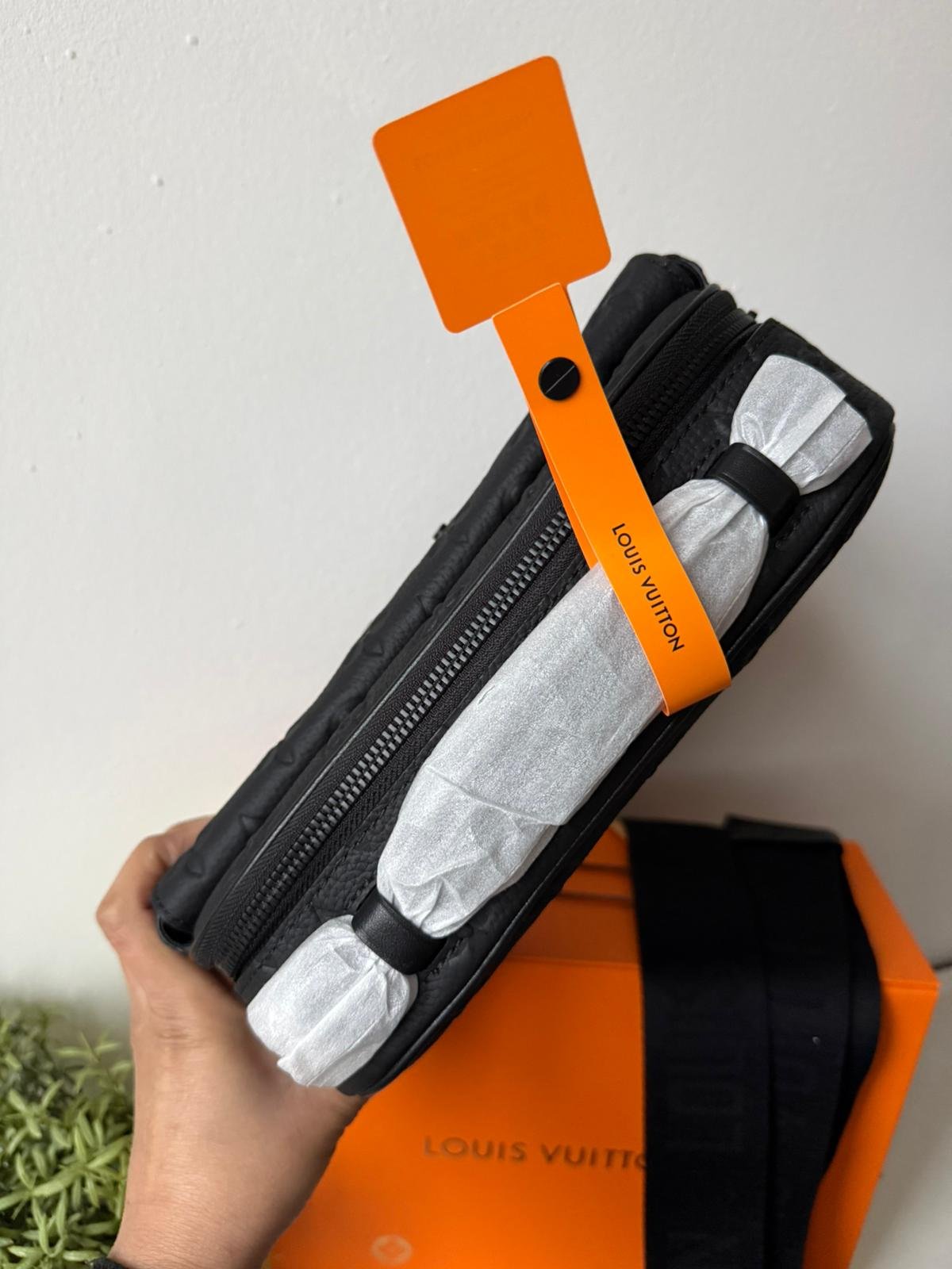 S Lock Messenger crafted in supple black Taurillon leather and embossed with Monogram pattern. - Image 9