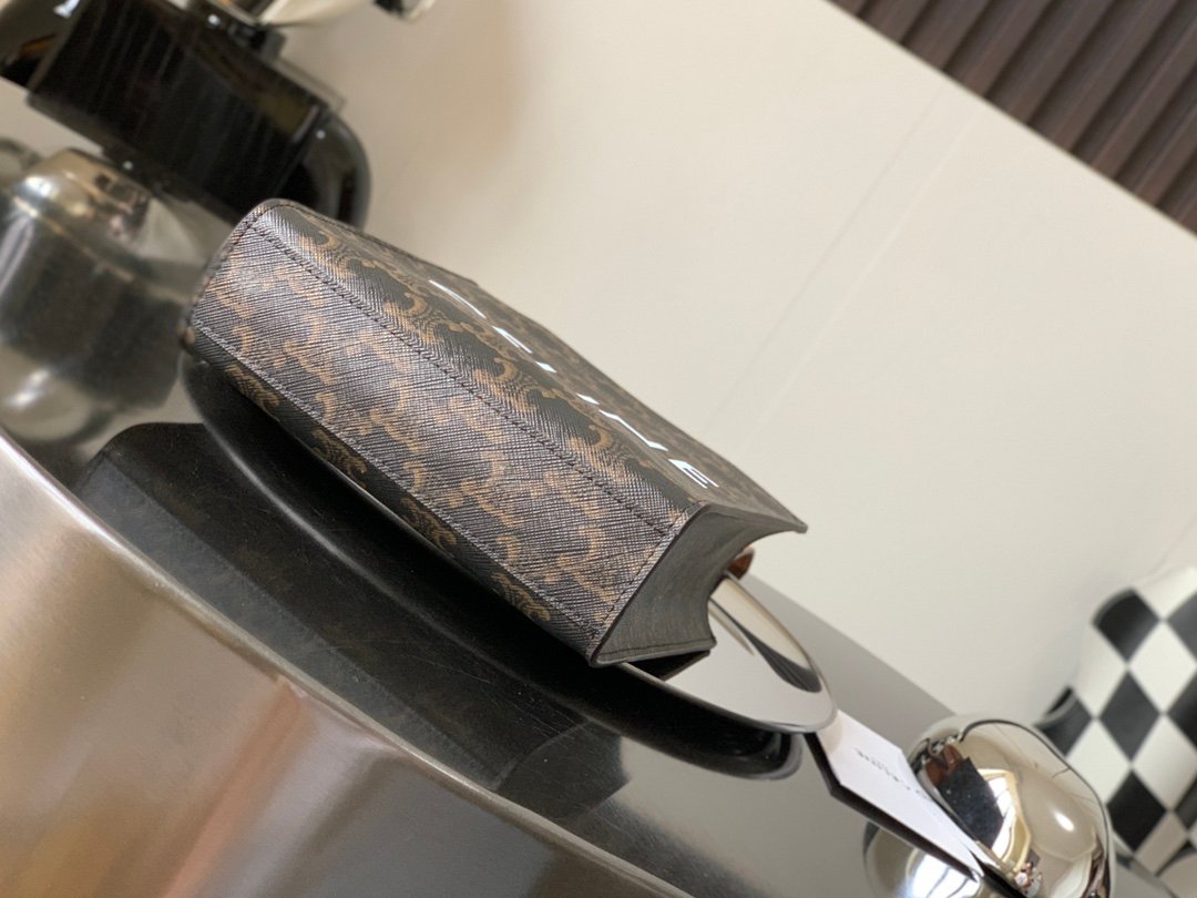 "Mini Cabas" very durable material, light and large capacity Cute Handbag can be shoulder,cross-body,hand-carry. - Image 3