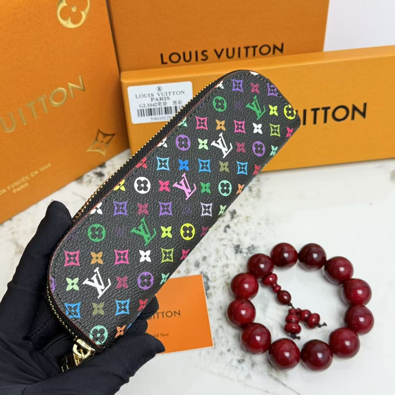 Black/Pink ELIZABETH pencil bag ,Multi-colour Iconic design and elegant appearance made of genuine leather. - Image 7