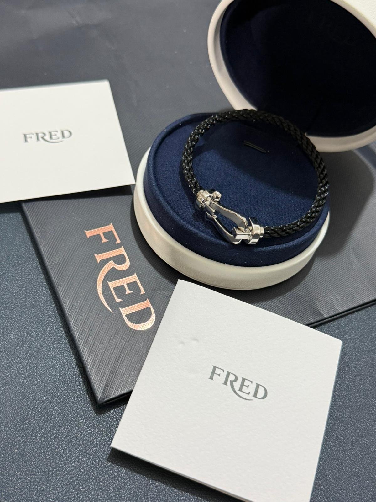 Force-10 Woven steel sailing cable with a stainless steel buckle. - Image 2