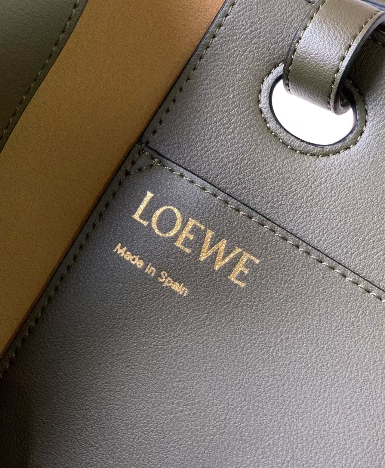 Green \ Red \ Black Anagram Tote bag in calfskin leather. - Image 3