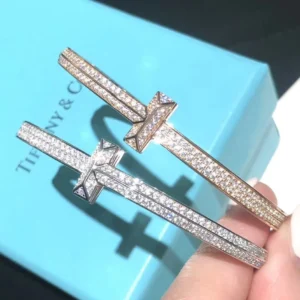 T series hinged bracelet with high quality diamonds inlaid.