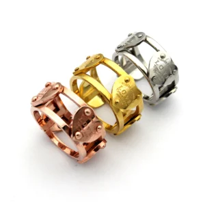 Love ring in golden/ Rose gold/silver 18 K Gold plated.