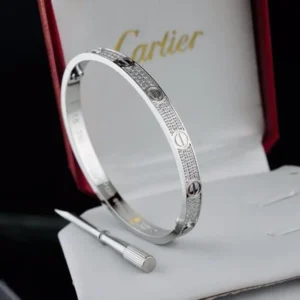 Alternative view of Love bracelet in 18K gold plated, Crystals inlaid.