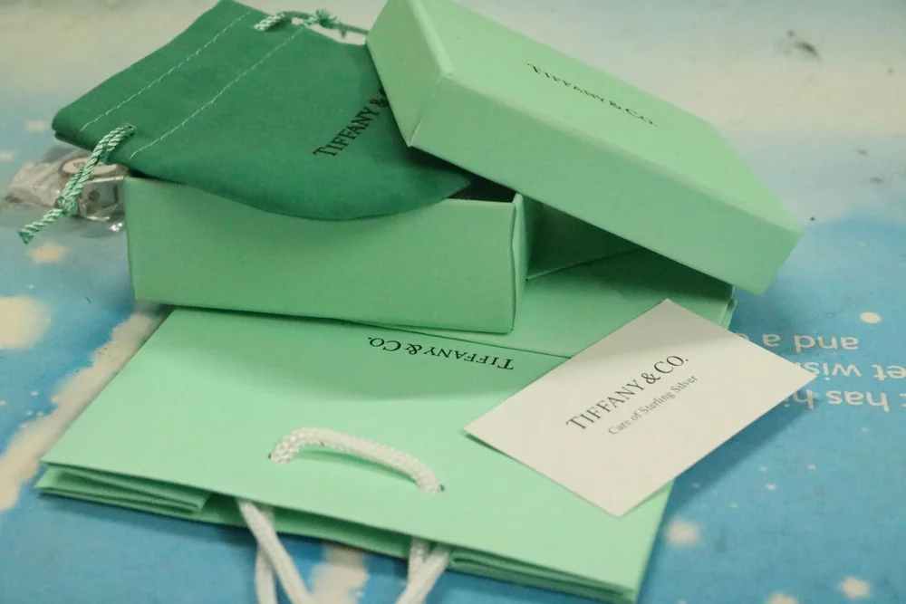 High quality necklace with key pendant. - Image 2